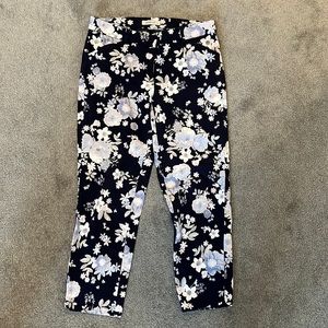 Smart Set size 6 dress capris
